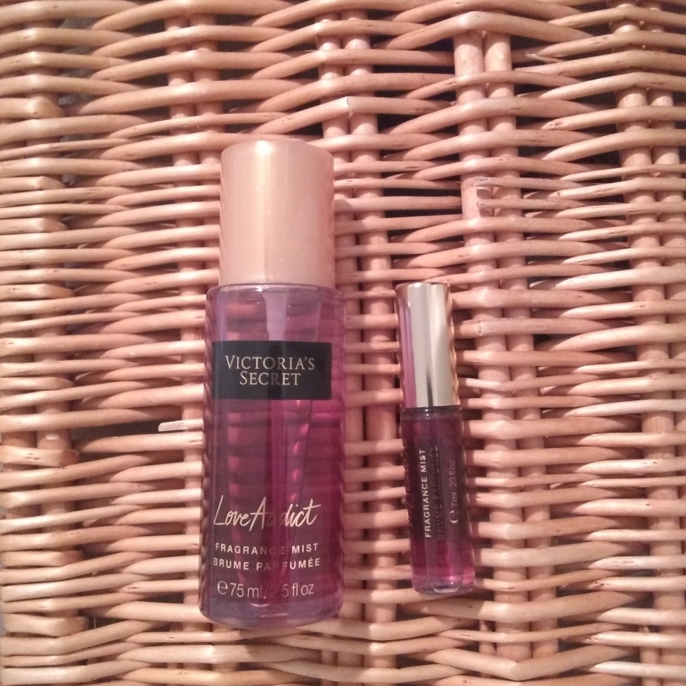 Victoria's Secret Love Addict Fragrance Mist